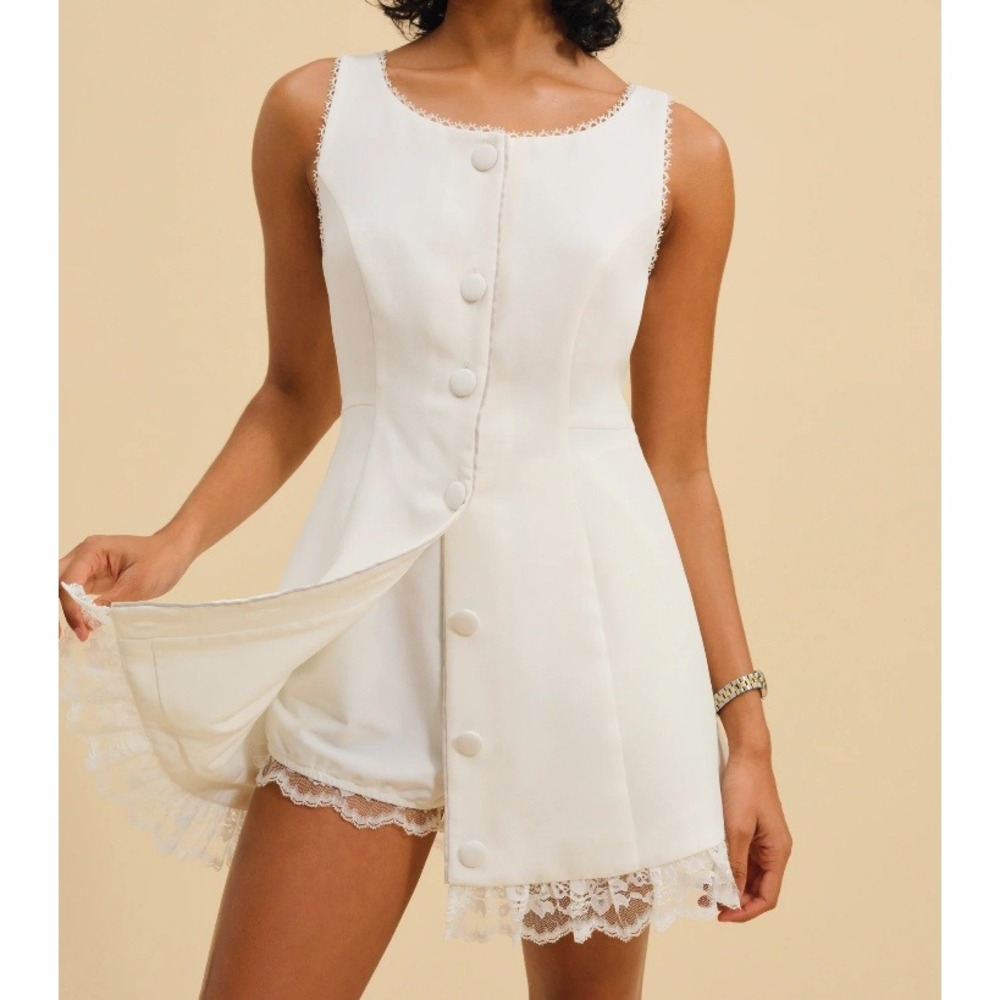 For Love & Lemons White Lace Trim Button Front Sleeveless Romper XL NWT